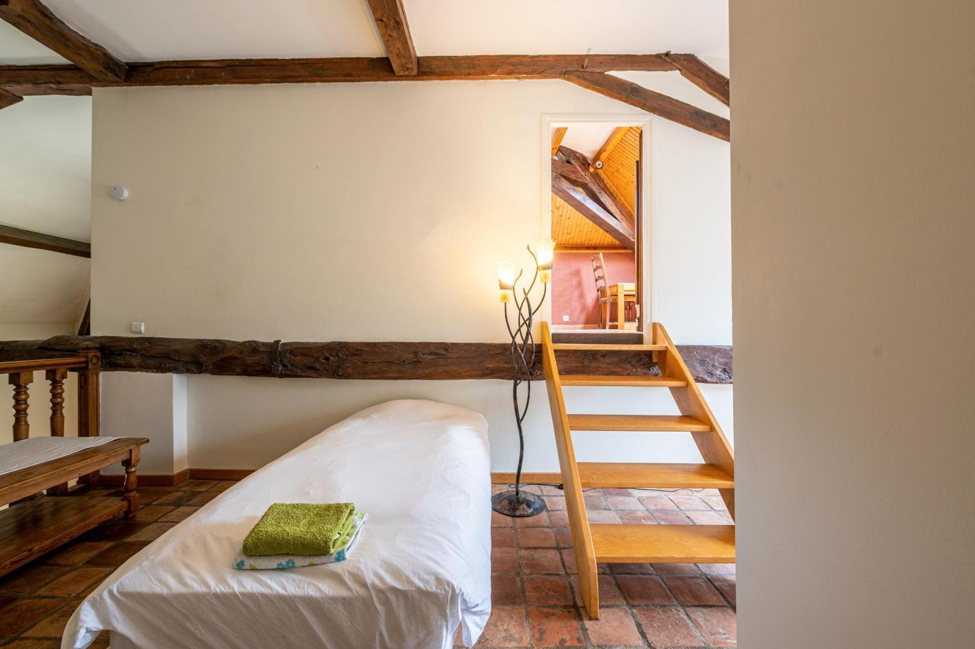 Saint-Sylvestre Chateau De Montpon - Grand Logementアパートメント エクステリア 写真